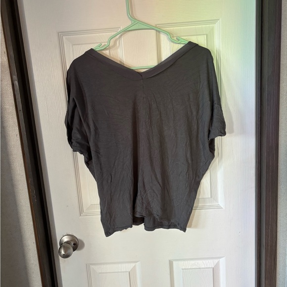 GAP Charcoal Ruffle Blouse - Picture 5 of 5